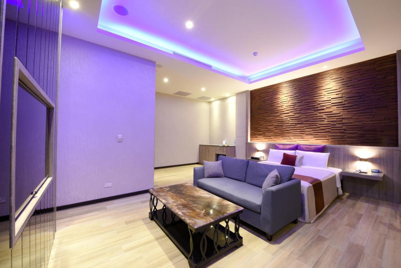 Purple Rainbow Motel Taipeh Exterior foto